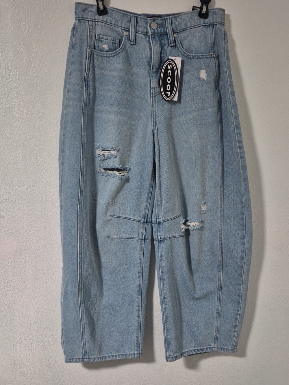 Scoop High-Rise Ankle Barrel Jeans with Distressed Detail Size 6
